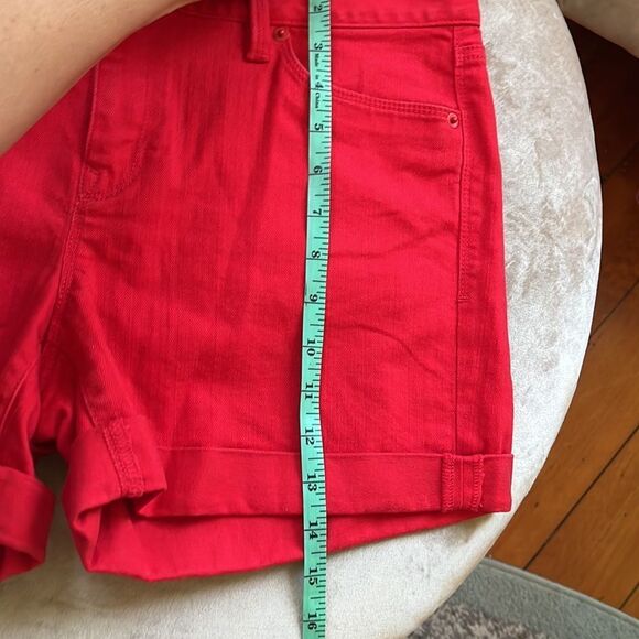 LN! LOFT *Original* Red Cuffed Jeans Shorts Sz 10 - Picture 9 of 11